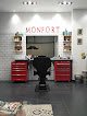 Peluquería Monfort.